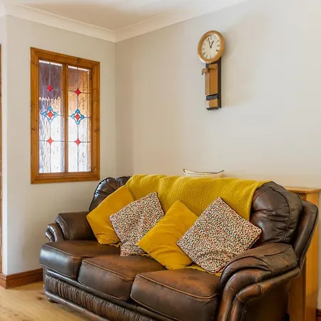 Guestready - Cosy Retreat In Chapelizod *